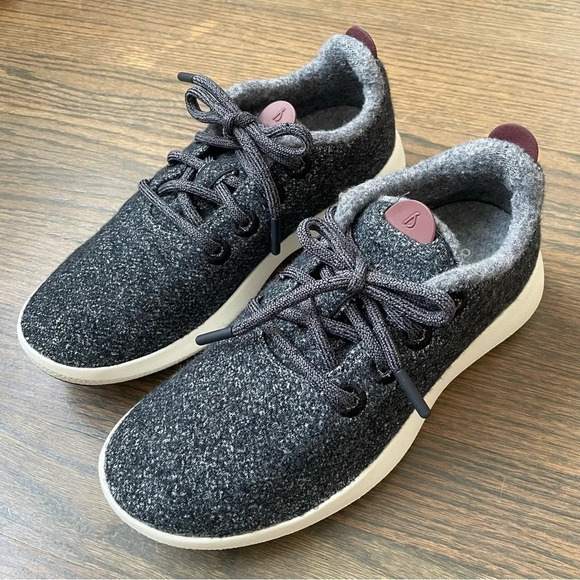 Allbirds Women's Wool Runner LIMITED EDITION:
Natural Grey (Cream Sole) - Picture 3 of 14
